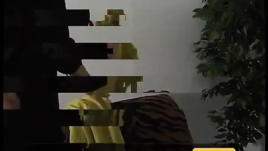 Büyük memeli esmer hatun oyuncu seçmelerinde sikiliyor