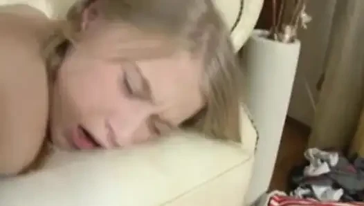Petite Caucasus Teen First Time
