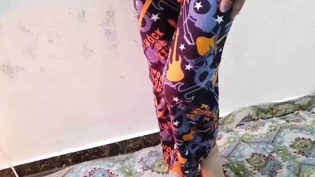 Village girl ko paise dekar jabar dasti pela