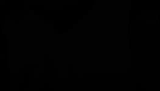 Я трахаю его в задницу. Страпон.