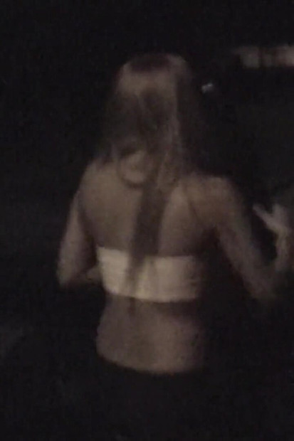I Made the Cuckold's Wife Get Naked in Public