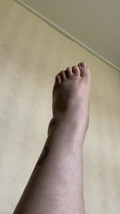 Feet and thigh