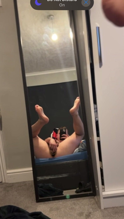 Prima dată când folosesc un vibrator astăzi și mi-a plăcut