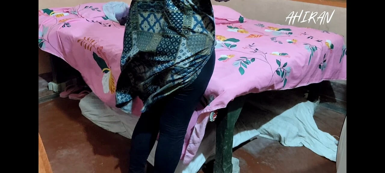 GADIS RATU ASIA DIENTOT SAMA SUAMINYA. MEMEK MERAH MUDA NGENTOT.