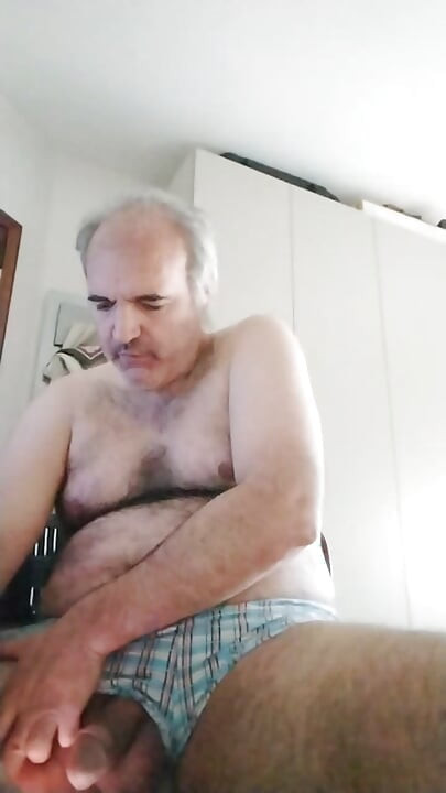 Drkaj svoj kurac da istinski uživaš u svom kratkom životu