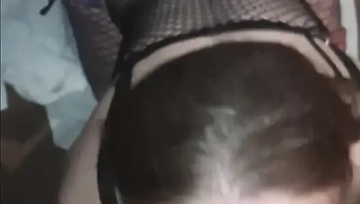 Скажите это. Я шлюха