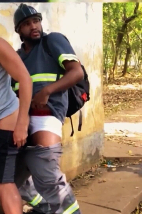Fucking in the Park and Cumming in His Mouth