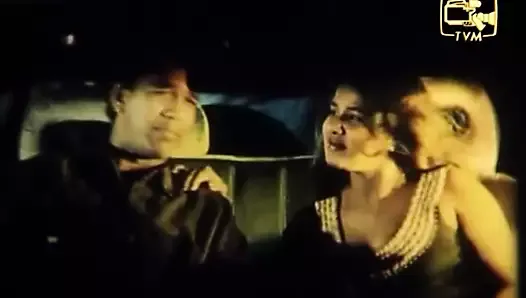 Sri lankan couple having sex in a car