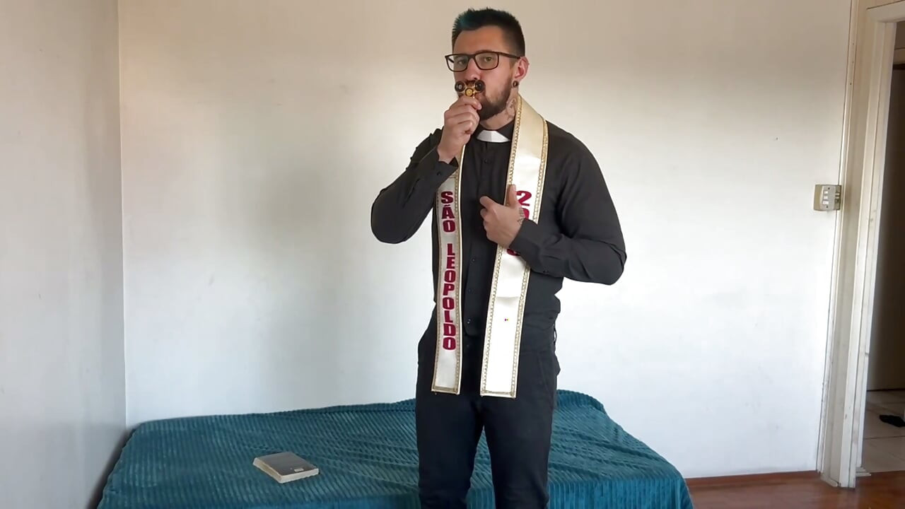 Halloween Exorcist - Priest Anal and Blowjob with Creampie