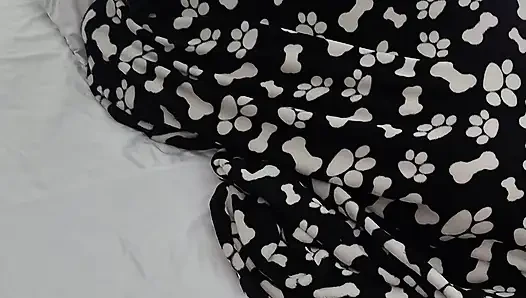 Bu Güzel Adamın Bana Masaj Teklif Etmesine Ve Penisini Bana Sokmasına Karşı Koyamadım.