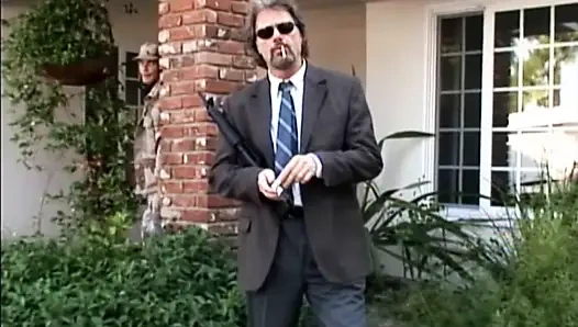 Dee Baker Yoğun Sürtük Bir Alet Emiyor