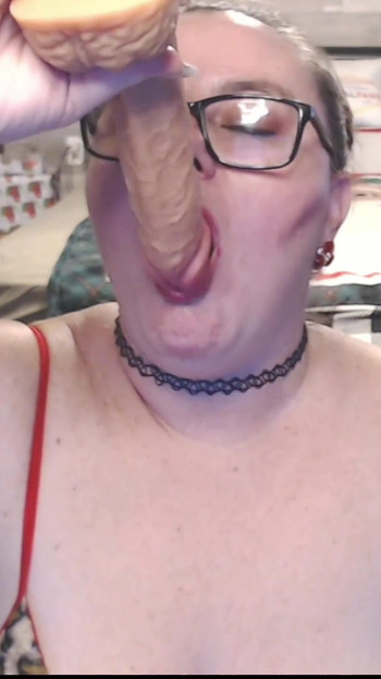 Slut Sucks Like a Pro - Cam Show Tease