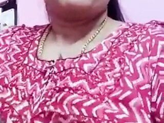 Kerala tante melkachtige borst