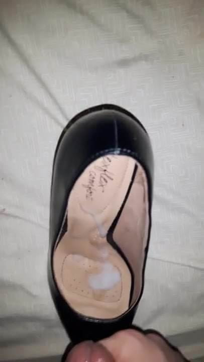Cum in high heels