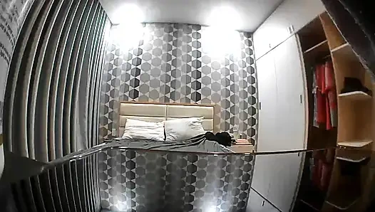 Zayıf Asyalı Olgun Kız ve Onun Cuckold