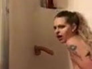 Kayleee ssać dildo prysznic drażnić przegrany chłopak BBC miłość