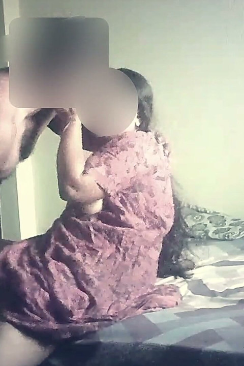 Cam Caught Cheating Desi Housewife in Nighty Fucking