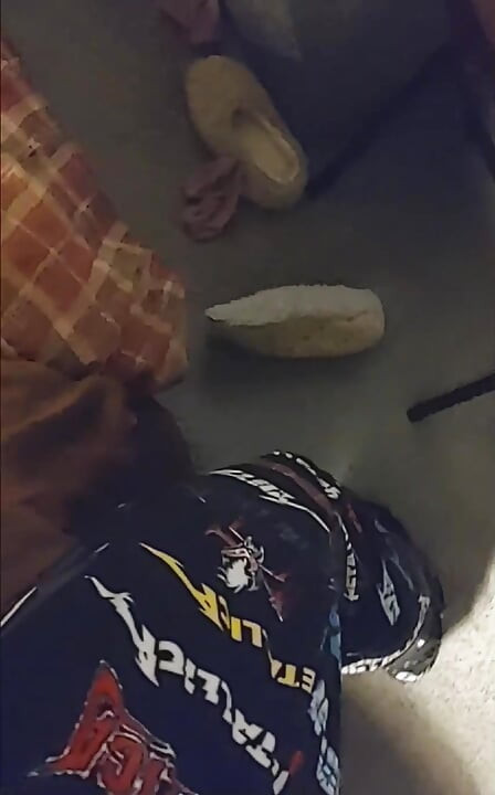 Seksi ayak bileği çorapla mastürbasyon çorap ayakla muamele ve hello kitty çoraplı elle muamele