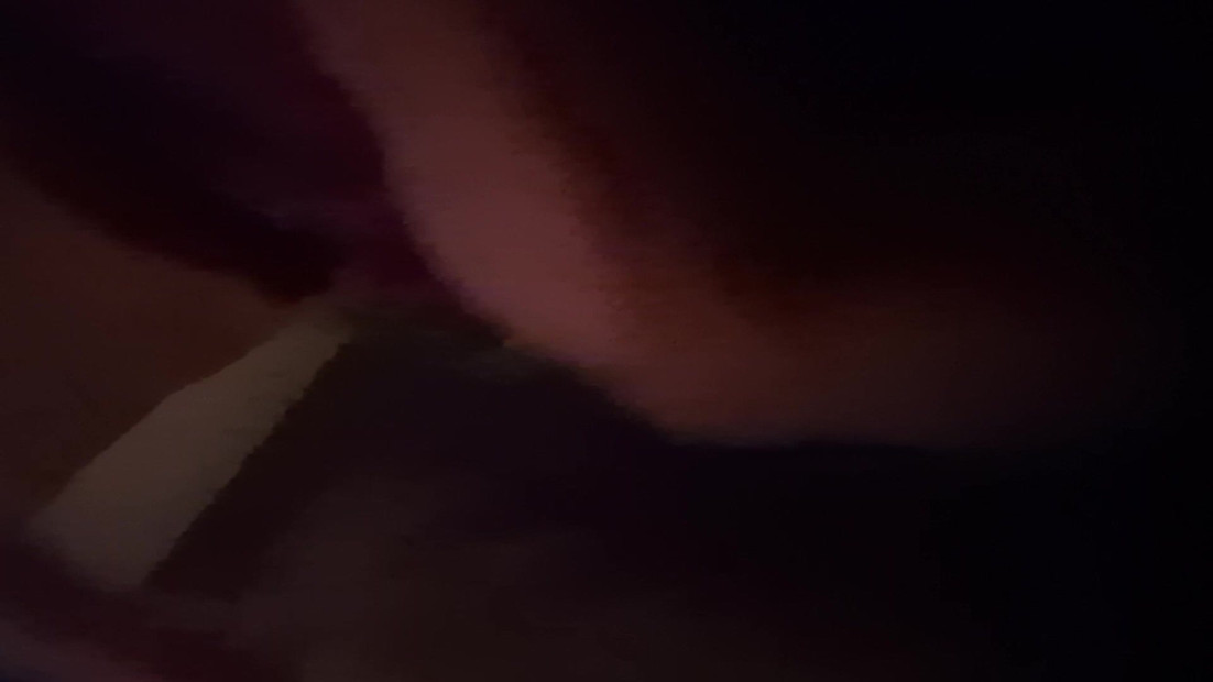 Kurvasta sissy pička