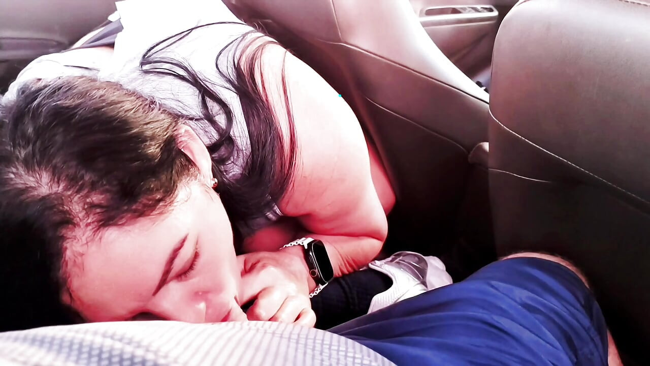 Hot Asian customer pays ride in Uber car with delicious blowjob on driver, naughty girl deepthroats and swallows it all