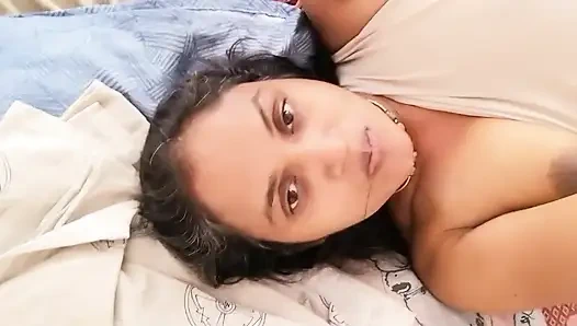 Stieftochter Bettelt um stiefvatermilch