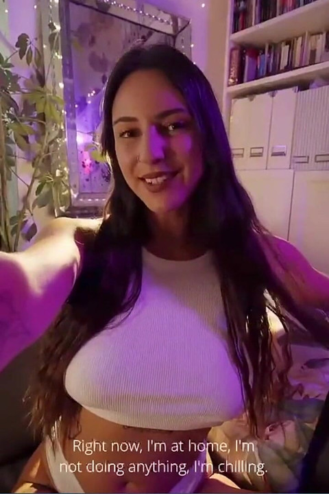 Cố gắng quyến rũ và đụ Venus Rey trong trò chơi khiêu dâm tương tác này