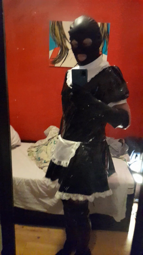 Sissy maid