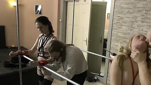 Meliss and Zoë Get Spanking