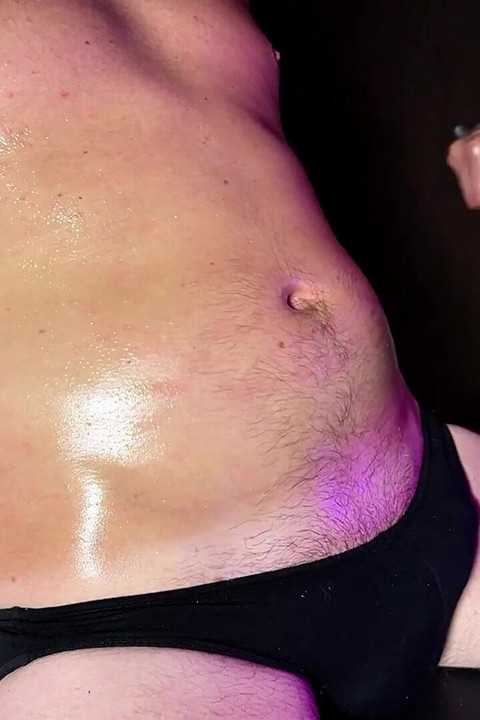 Belly Pump & Navel Play