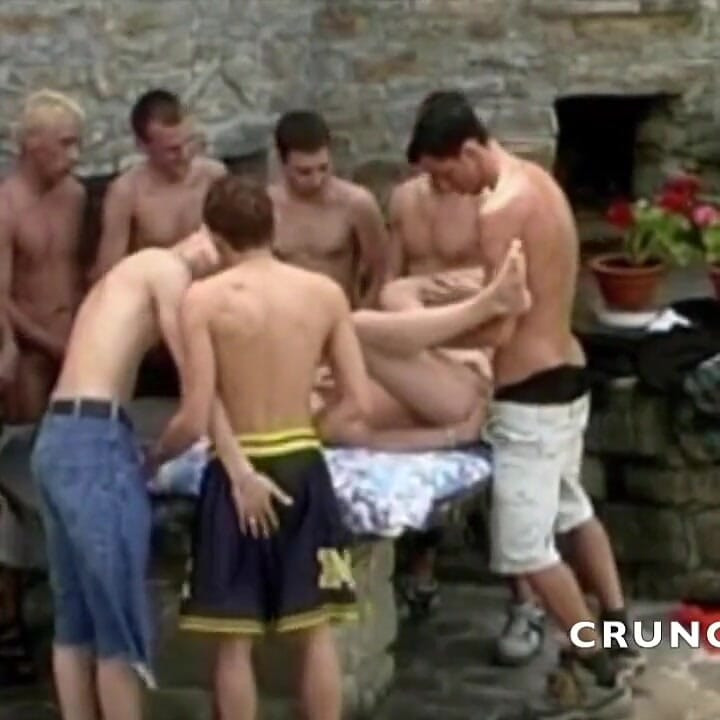 Twink fucking bareback outdoor in gang bang