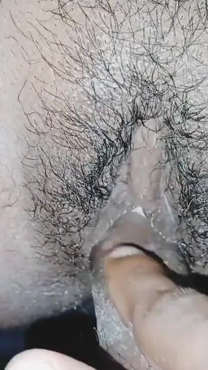 Melhor vídeo de sexo indiano sexy de biquíni vídeo de sexo com dever seu quarto | Clipe 2