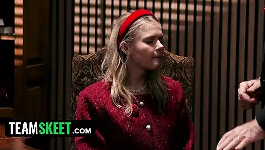 Извращеный крестный отец: она собирается дать ему мокрую киску, он не может отказать