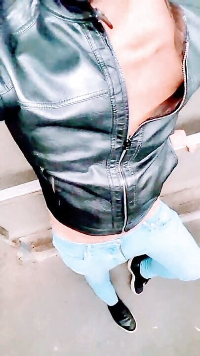Slutboyben CAM4 Sexy Pornstar Exhibitionist Benjamin Exposed in Public