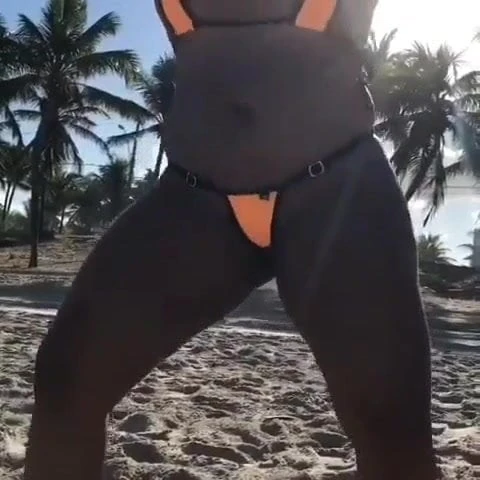 Safada gostosa 1