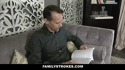 Трах со сводной сестрой супер героя