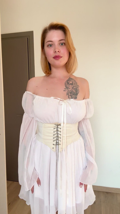 Let's play with me honey