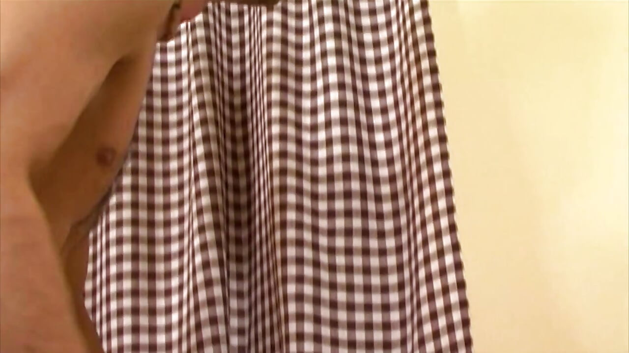 Hairy granny gets her pussy dildoes and slammed