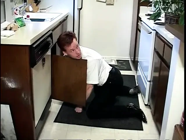 奶奶和一个年轻人!