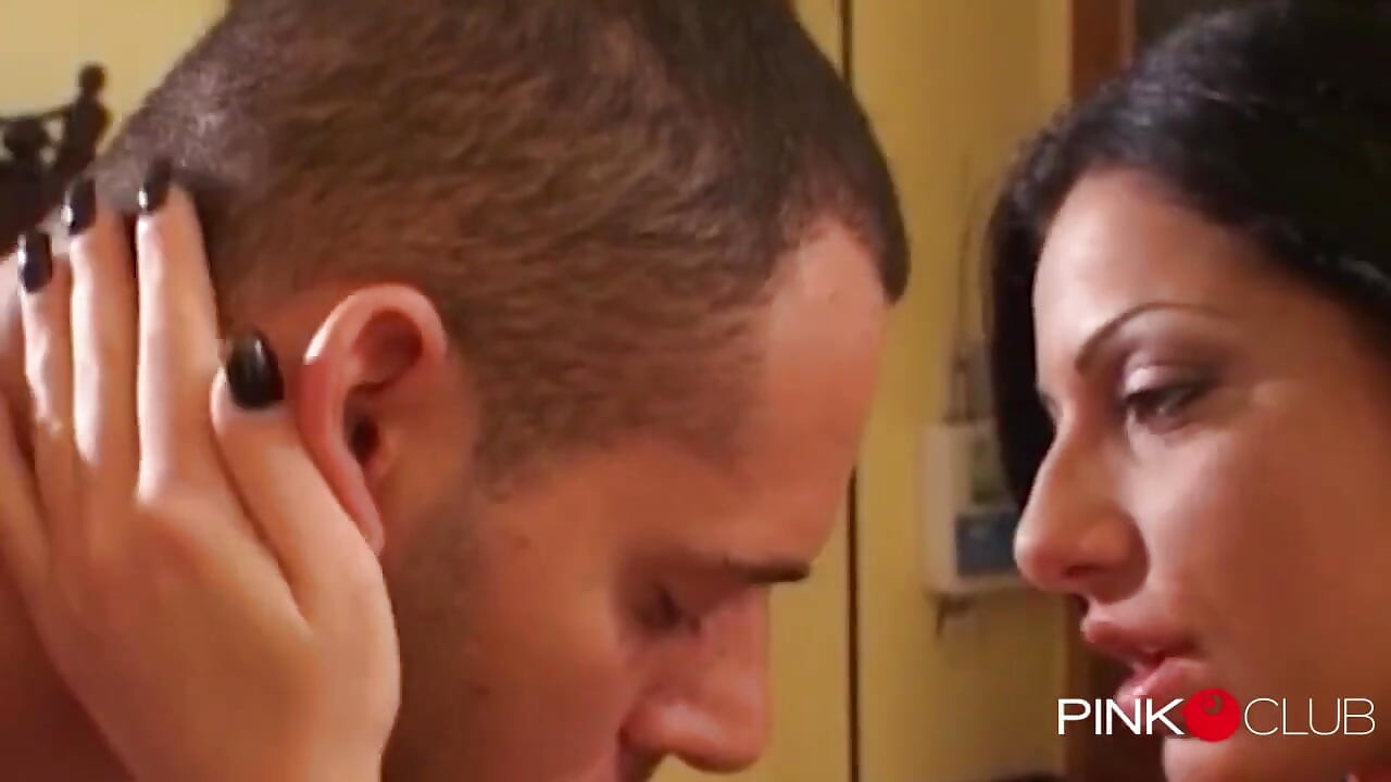 普里西拉想让他落后