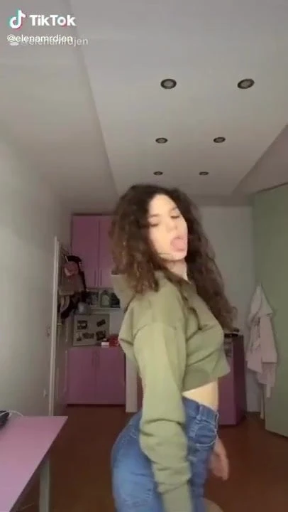 Elena Mrdjen tiktok kurva