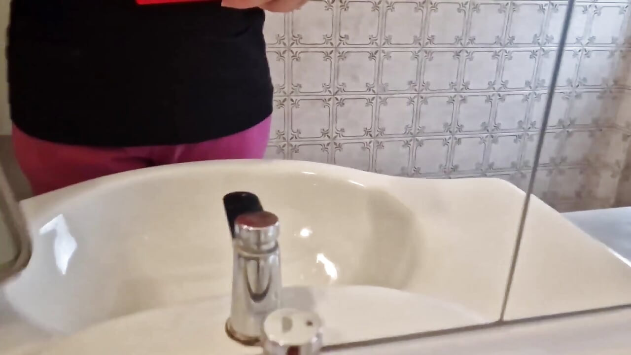 Hermosas tiras de pedos en tiendas y baños públicos super sexy - mega compilación