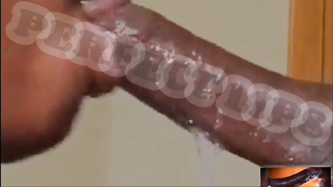 PERFECT LIPS-sloppy head deeppenetration into he busted a HARD NUT in her mouth