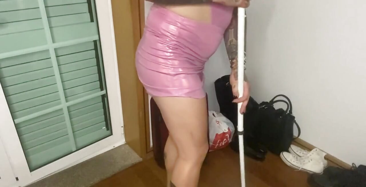 Senin için odamı temizliyorum, böyle videoları sever misin?