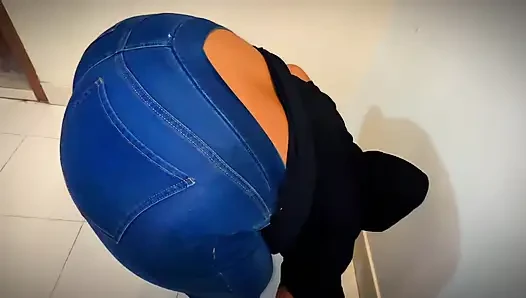 Turki Curvy Hot Muslim Stepmom Wearing Jeans Pant & Show Big Ass & Puffy Tits & Make Me Supper Horny