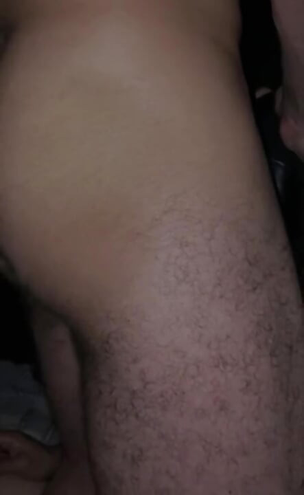 Erkek Arkadaşı, Derin Boğazını Kullanayım Diye Gözlerini Kapattı