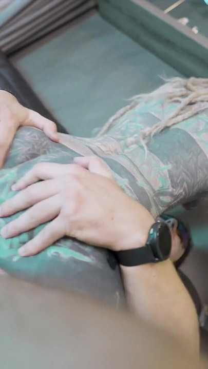 Skinny Girl Screaming on Hotel Room | Clip 1