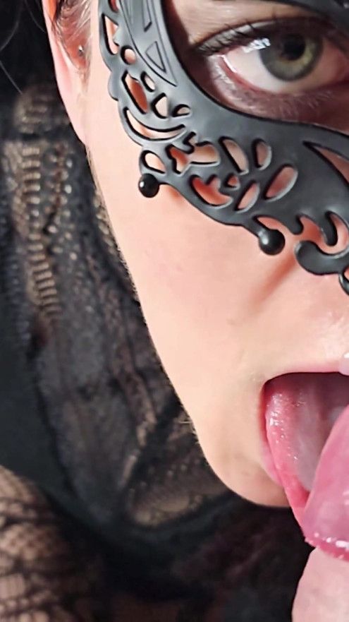 AMATEUR MILF LOVES CUM - SHE SWALLOWED A HUGE LOAD OF CUM - MILLIE FOX | Clip 1