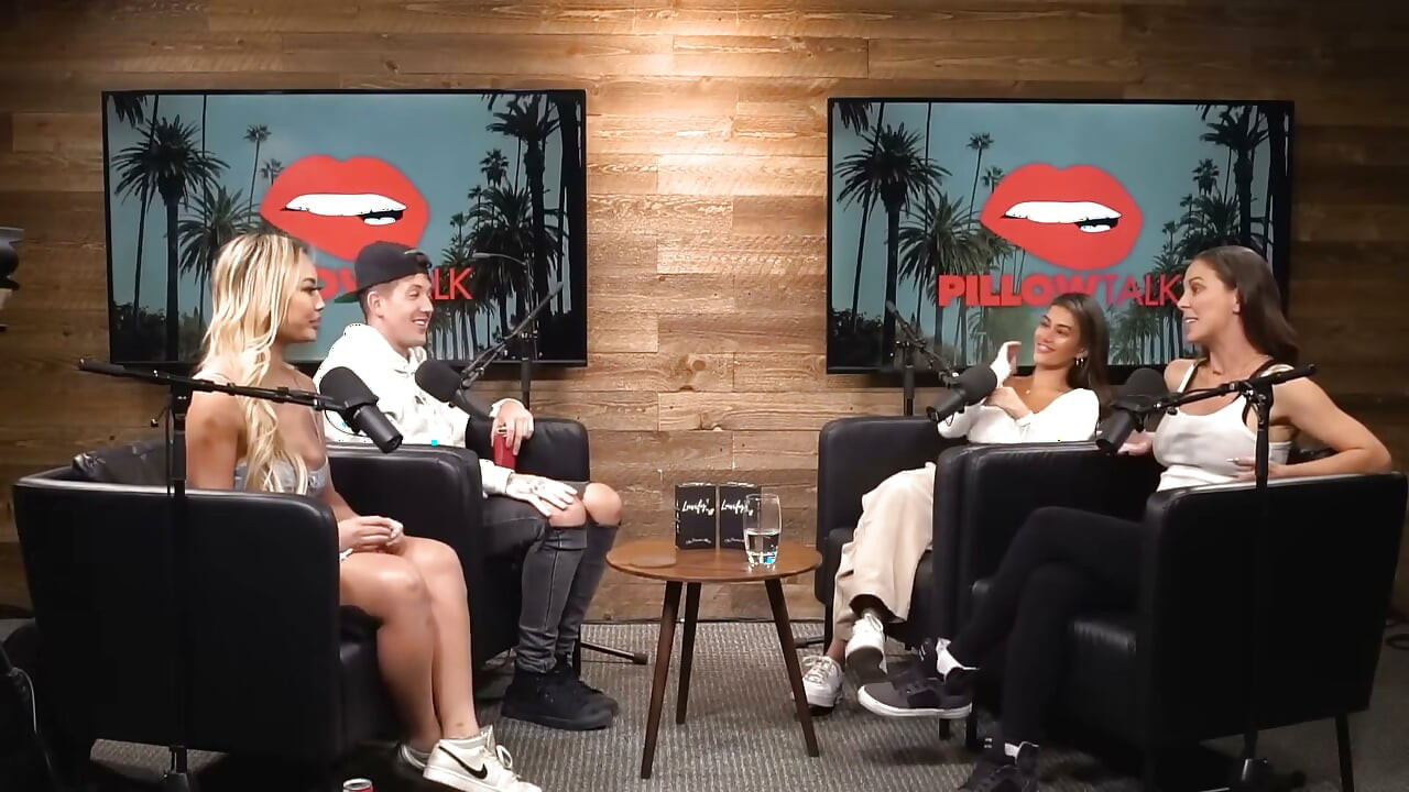 Cherie Deville Hooks up with Sara Rose in Podcast Studio