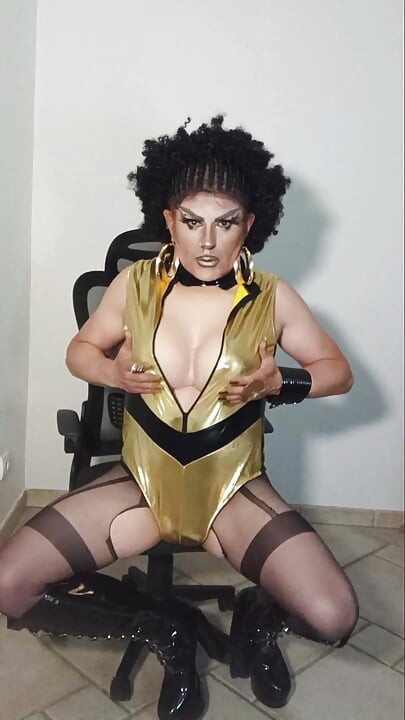Pretty mature transvestite slut still very excited after sucking and receiving a facial ejaculation from a guy at a rest stop