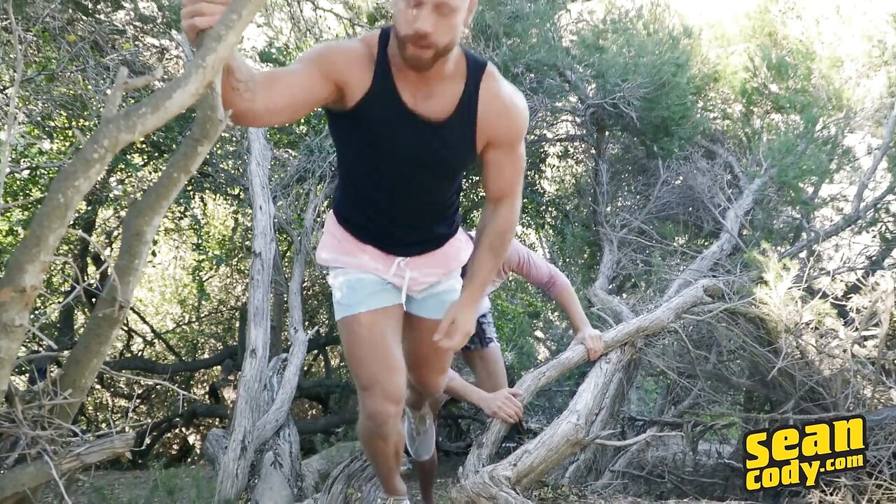 Devy & Brogan Bareback